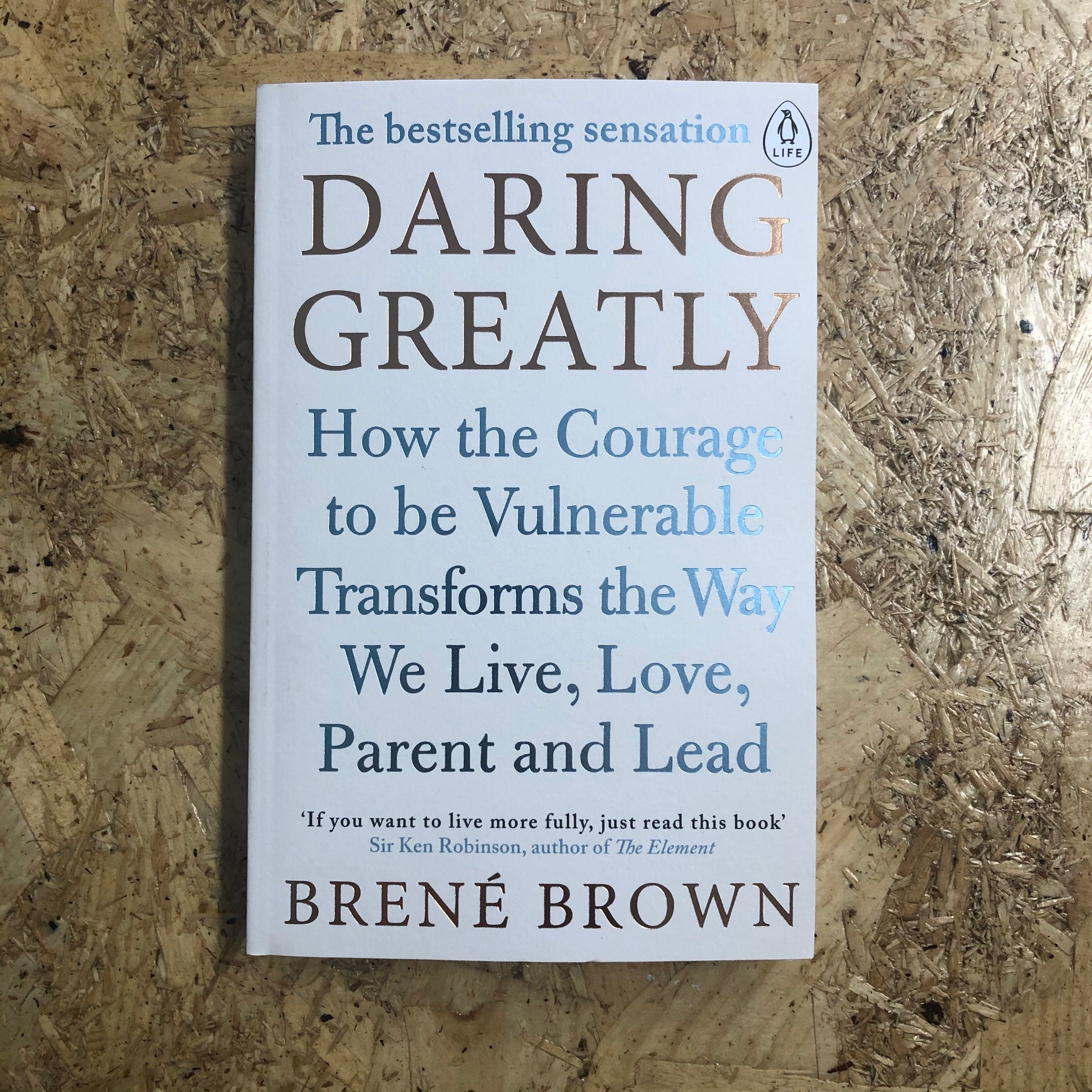 Books　Brené　Pigeon　Daring　–　Greatly　Brown