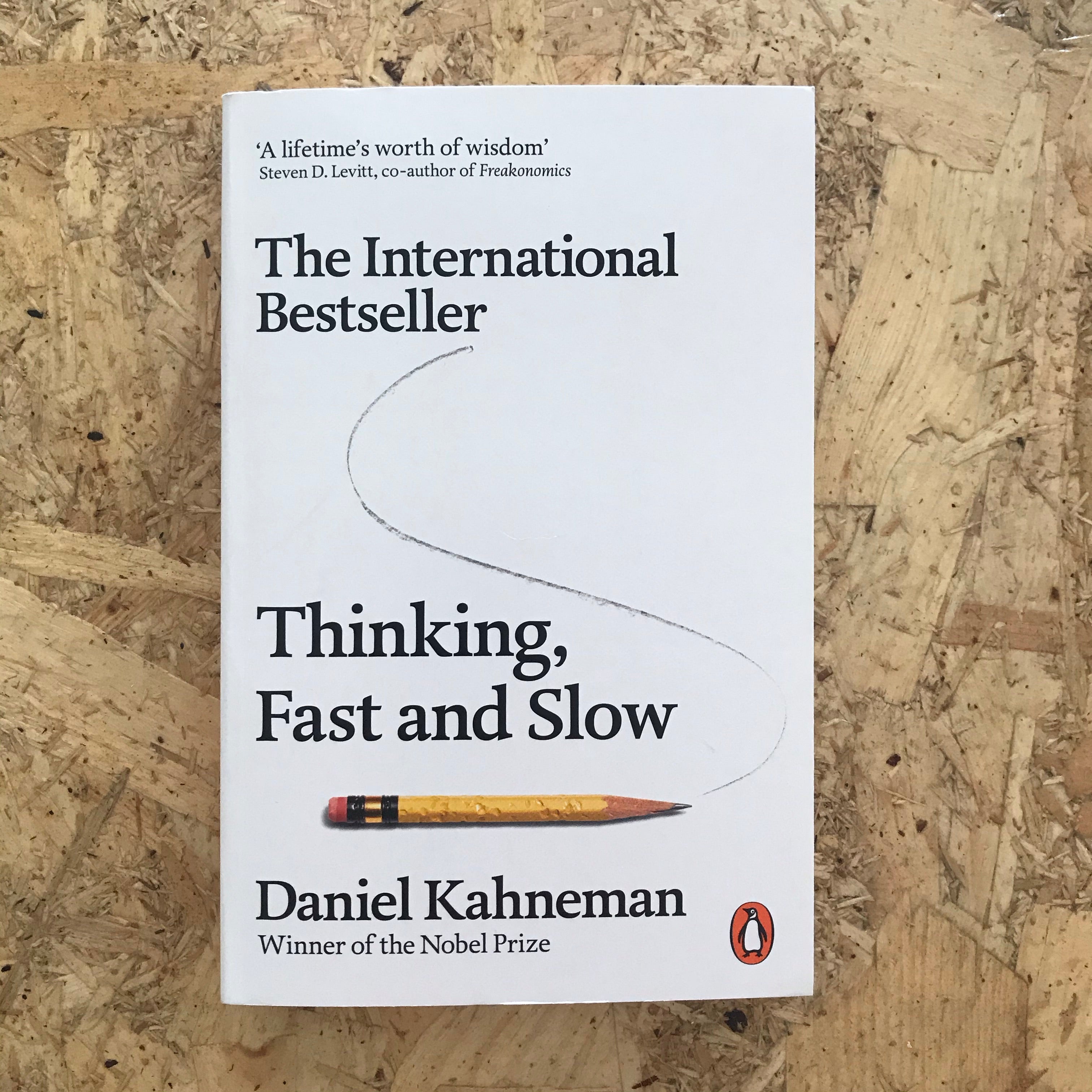 Daniel　Thinking,　And　Pigeon　Fast　Slow　–　Kahneman　Books